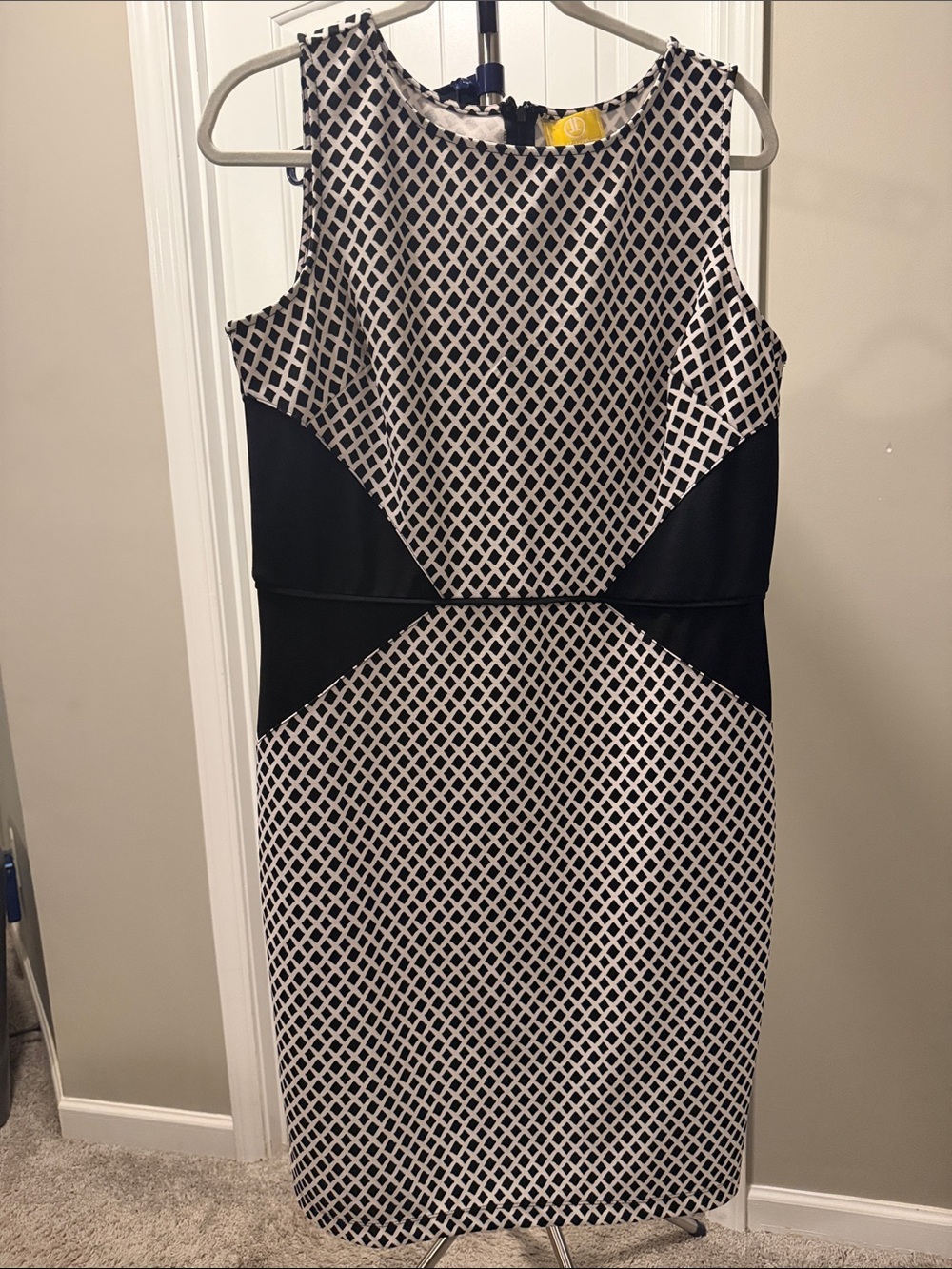Lilly Pulitzer Black and White Geometric Sheath Dress